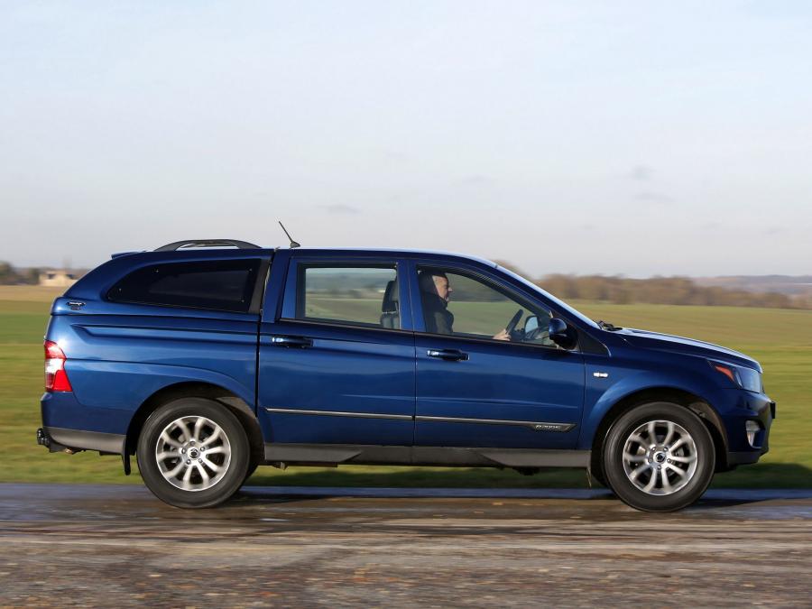  SsangYong Korando Sports 2012 года  (UK) (фото 7 из 12)